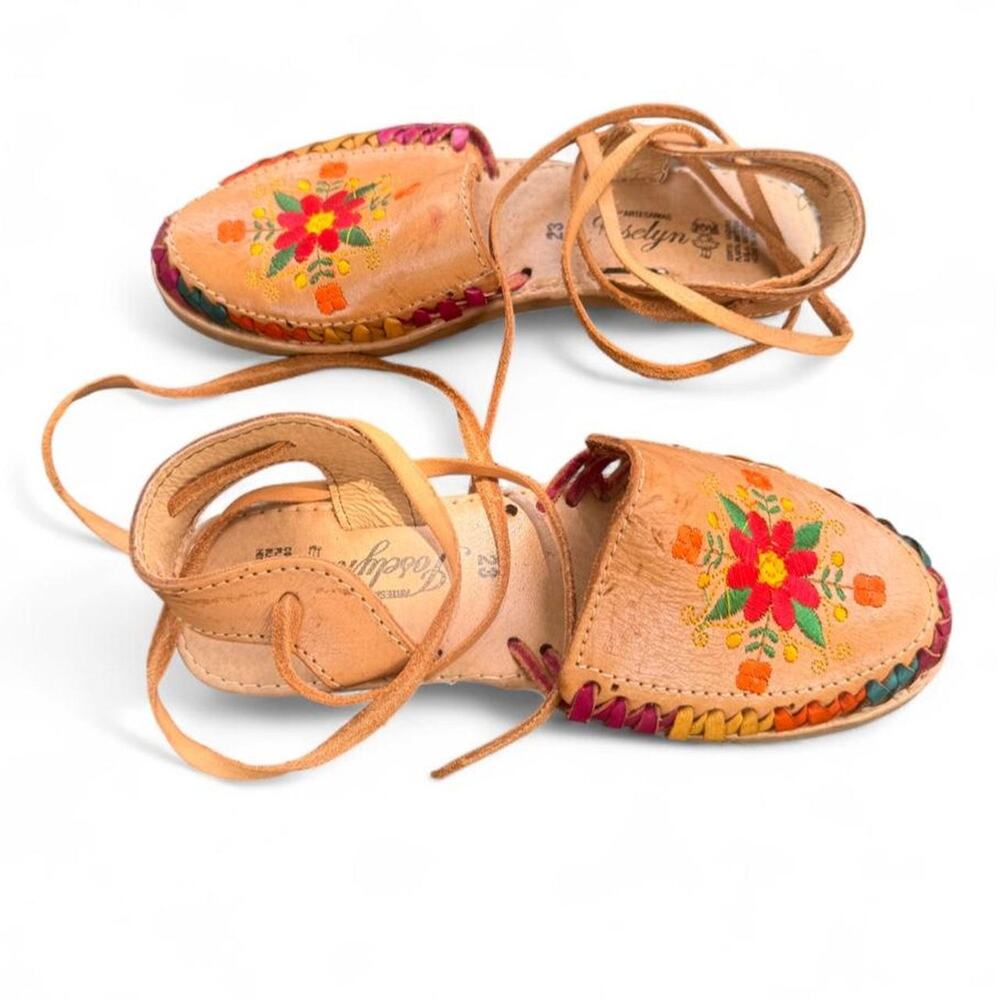 Authentic joselyn floral embroidered